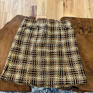 Chic Checkered Mini Skirt in Black and Tan